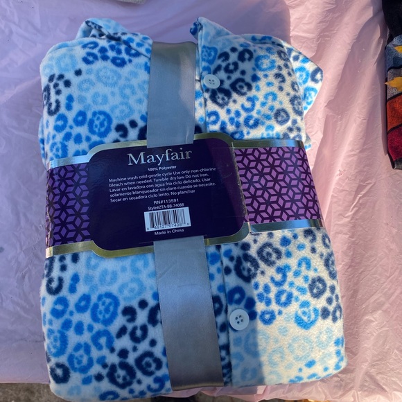 Mayfair long sleeve micro fleece pajama set - Size 1X - NWT - Picture 2 of 3